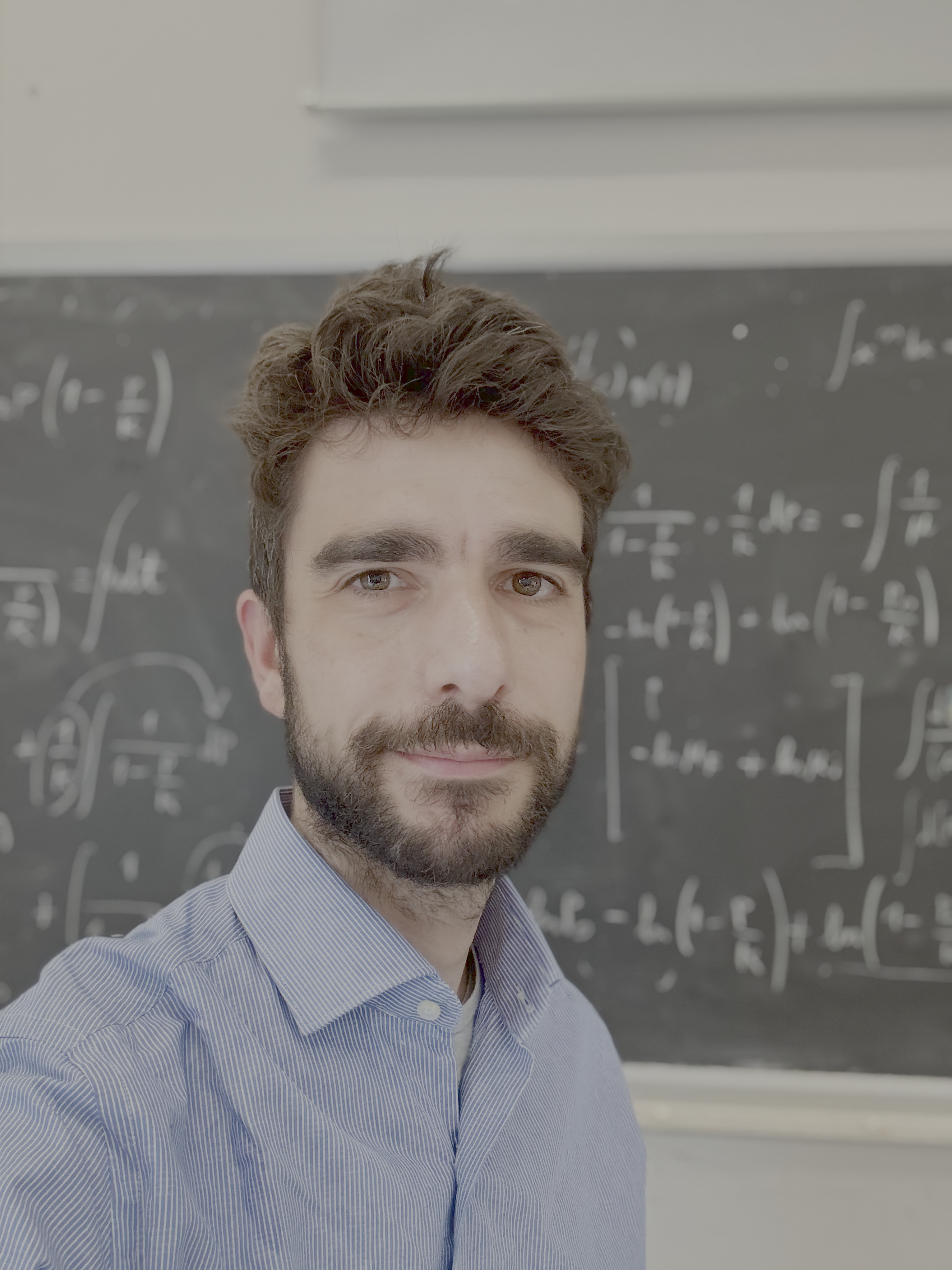 Segnaposto per la foto di Federico Lazzari