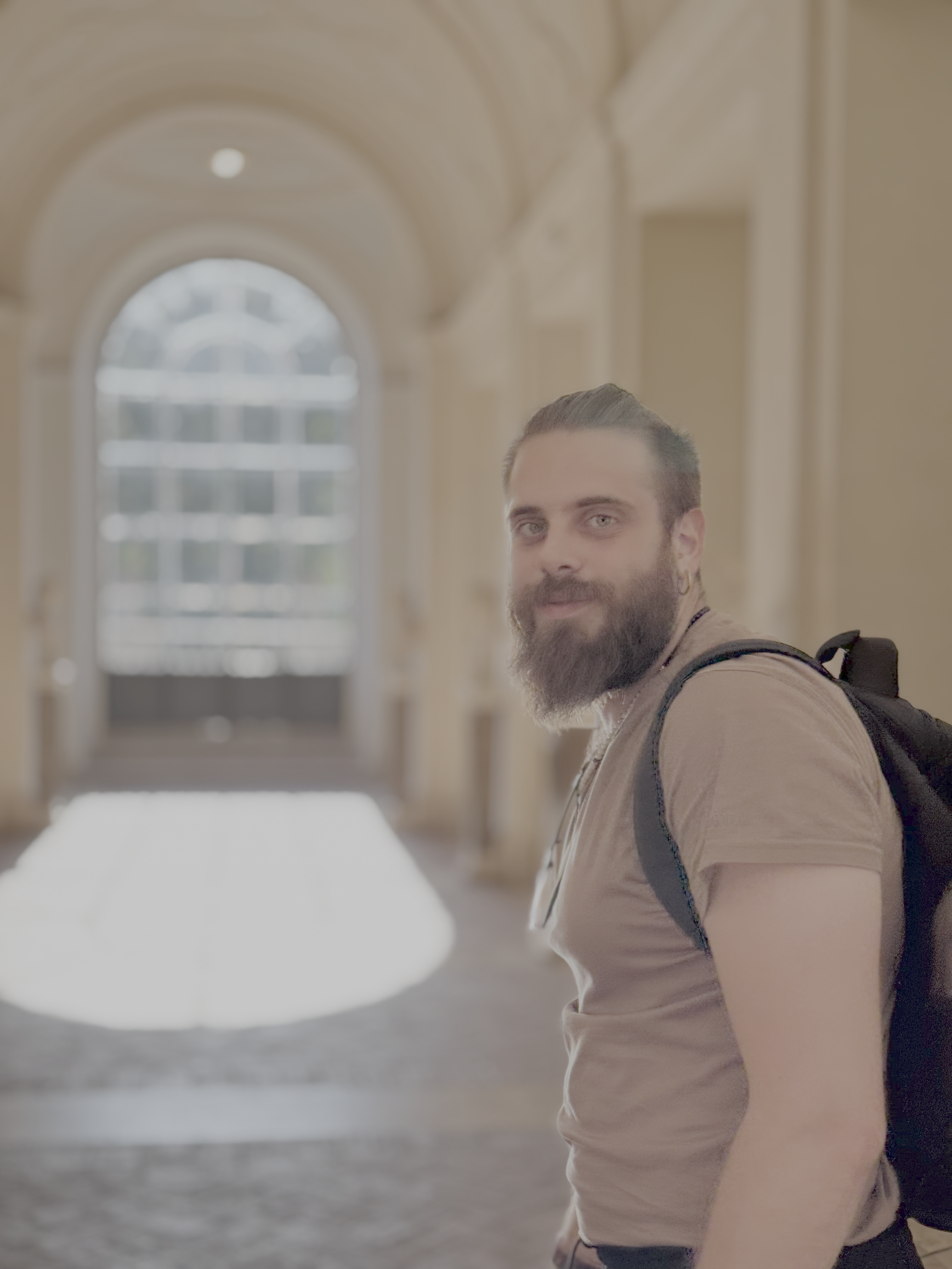 Segnaposto per la foto di Luigi Crisci